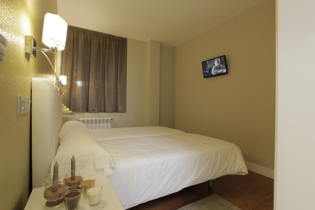 Hotel Rosal Oviedo Exterior photo