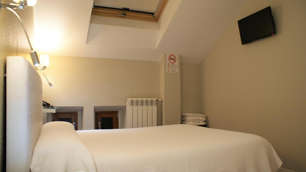 Hotel Rosal Oviedo Exterior photo