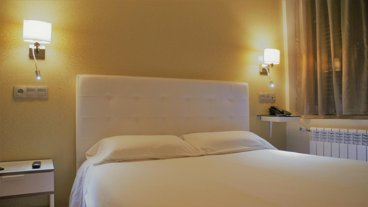 Hotel Rosal Oviedo Exterior photo