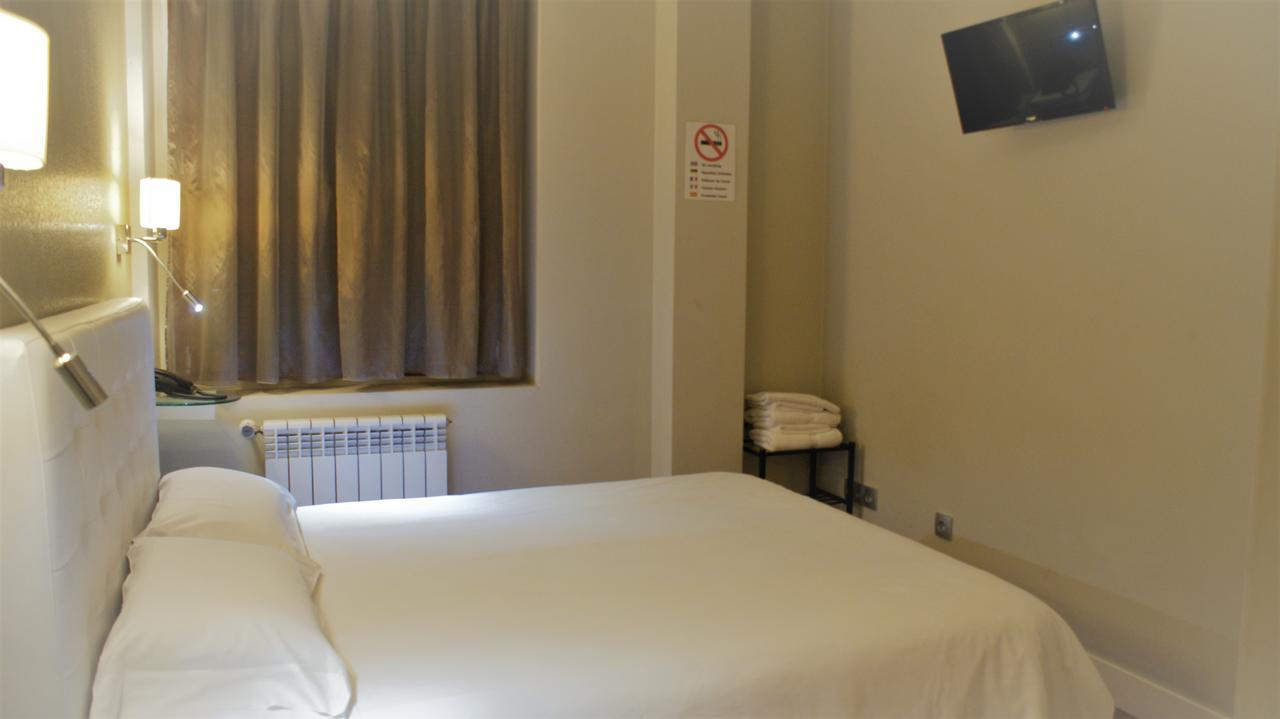 Hotel Rosal Oviedo Exterior photo